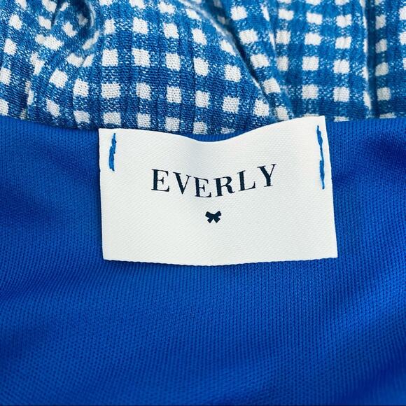 Everly Side Tie Romper Size Small - Picture 10 of 11